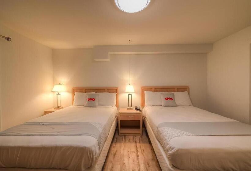 Номер Стандарт 2 Двуспальные Кровати, Knights Inn Newport