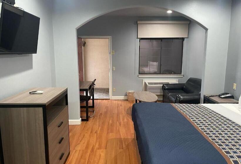 带大床的标准间, Palace Inn   Baytown I 10