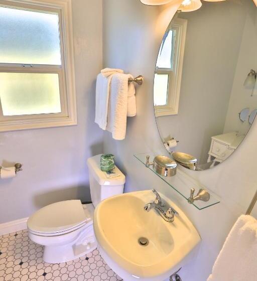 디럭스 룸, Beach Bungalow Inn And Suites