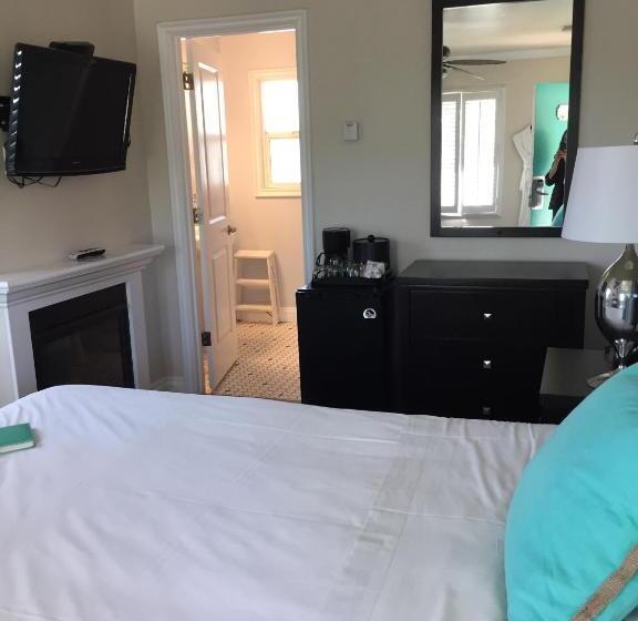 디럭스 룸, Beach Bungalow Inn And Suites