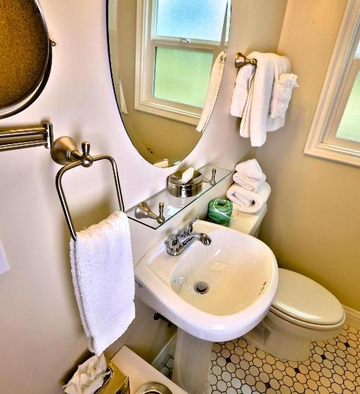 디럭스 룸, Beach Bungalow Inn And Suites