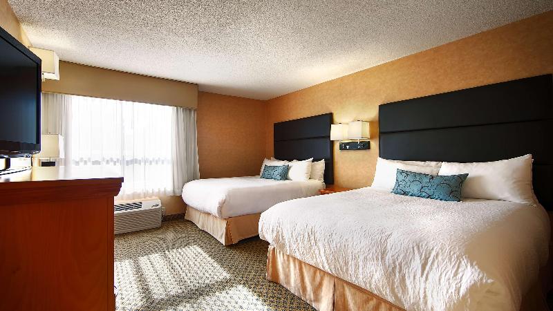 Апартаменты 1 Спальня, Best Western Plus Dutch Haus Inn And Suites