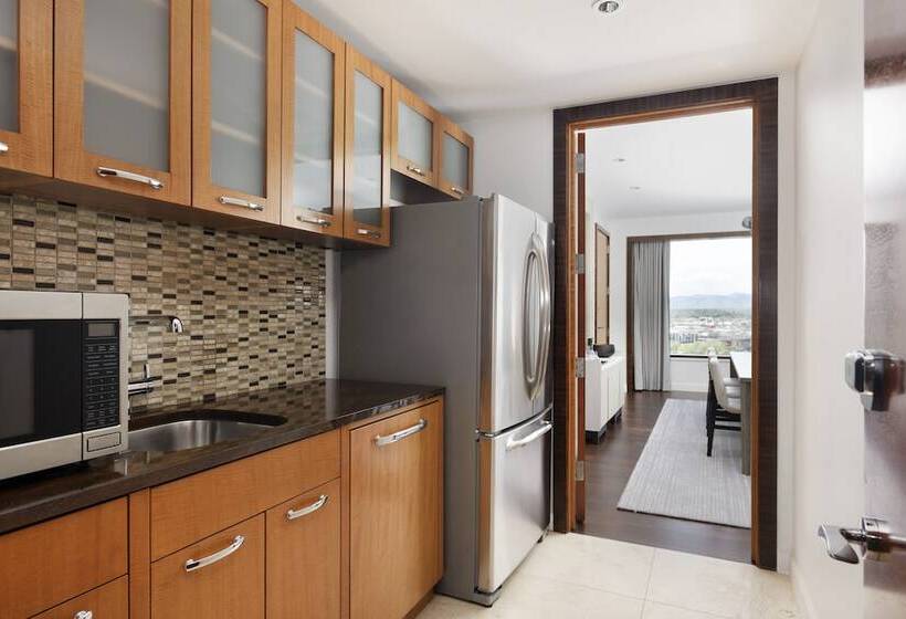 Люкс Премиум, Four Seasons Hotel Denver
