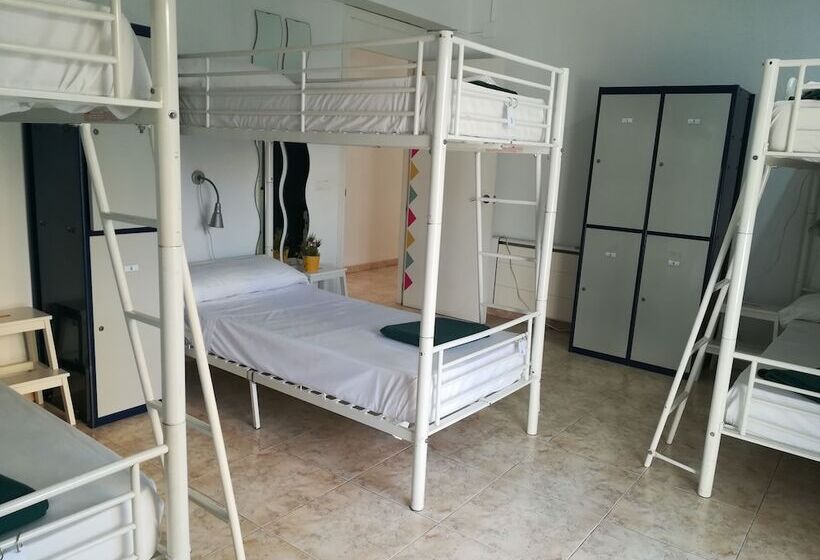 공동 객실, La Moraga De Poniente Malaga Hostel