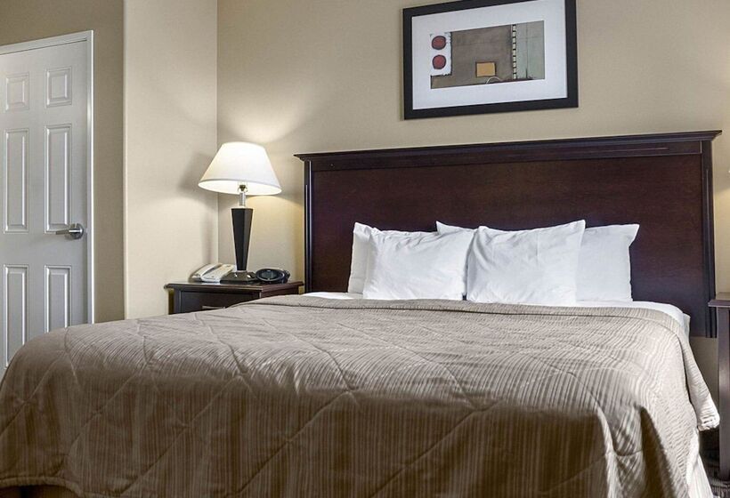 Люкс, Mainstay Suites Bismarck
