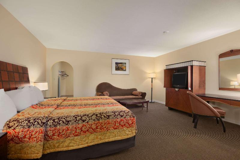 Стандартный Номер Кровать Кинг, Travelodge By Wyndham Clovis