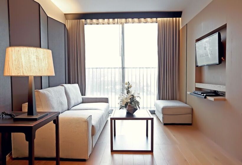 Люкс Superior, Arcadia Suites Bangkok