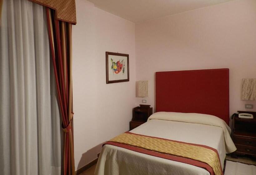 اتاق استاندارد, Il Mulino