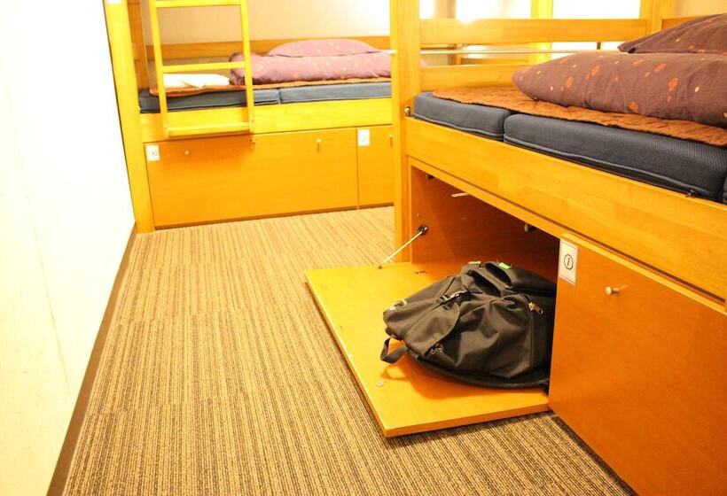 Кровать в Общей Комнате, K S House Tokyo Oasis   Quality Hostel In Asakusa