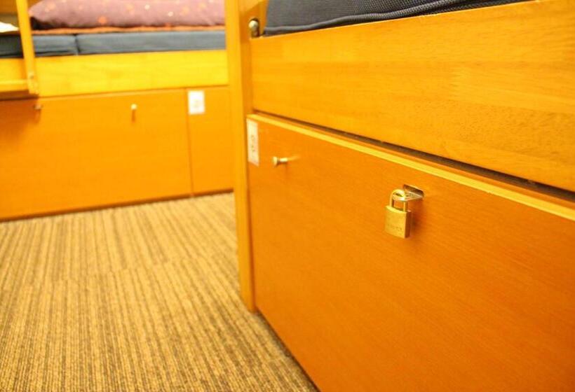 Кровать в Общей Комнате, K S House Tokyo Oasis   Quality Hostel In Asakusa