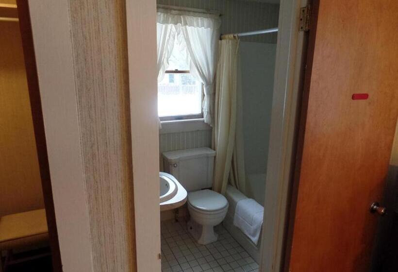 Номер Стандарт, Maple Leaf Inn Lake Placid