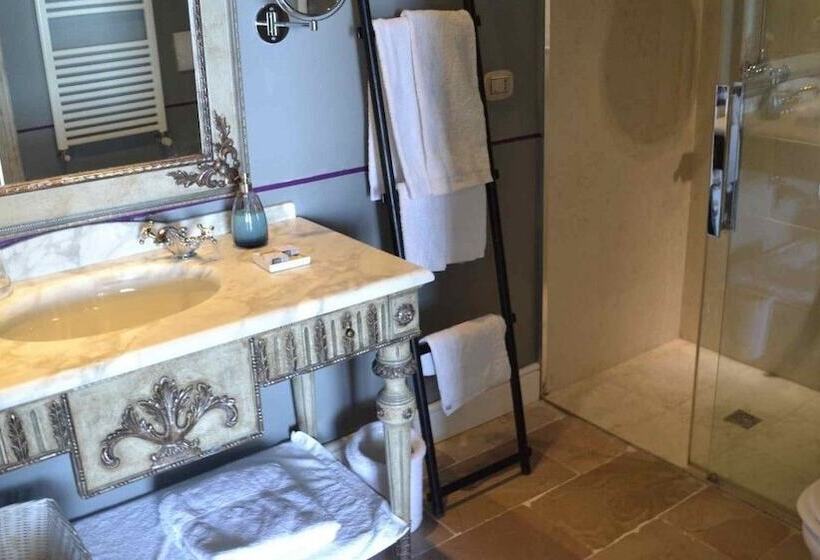 Люкс, La Locanda Del Carrubo