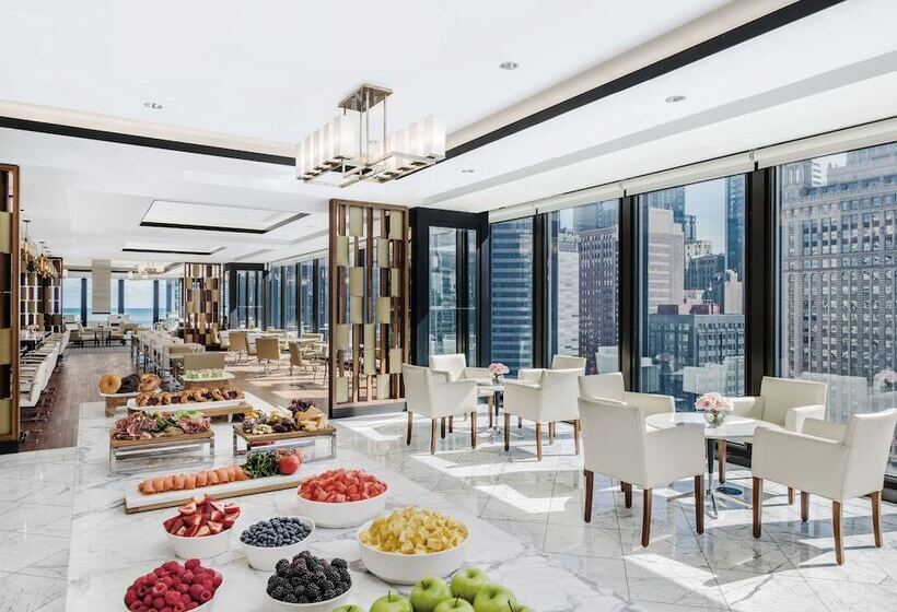 Люкс Клуб, The Langham, Chicago