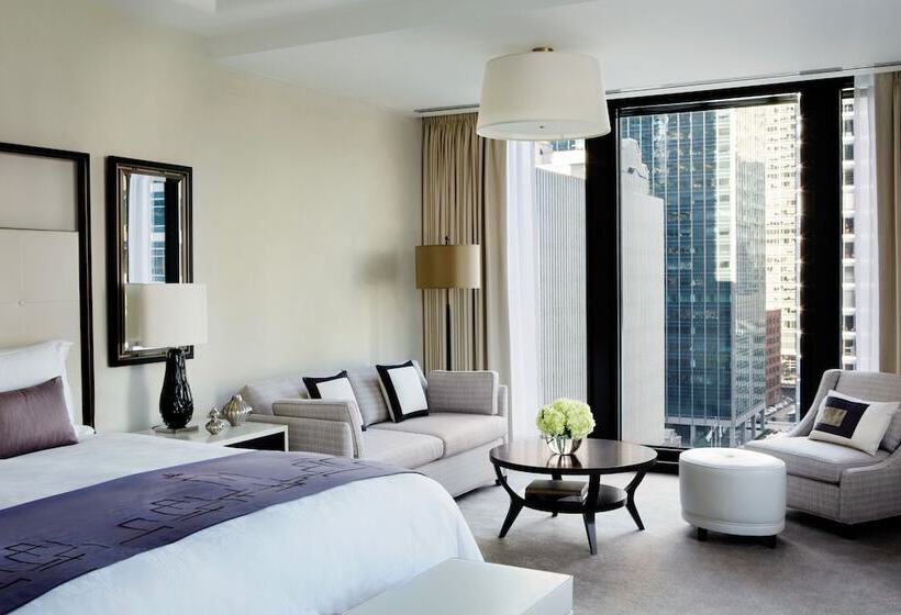 Люкс Адаптированный для Инвалидов, The Langham, Chicago