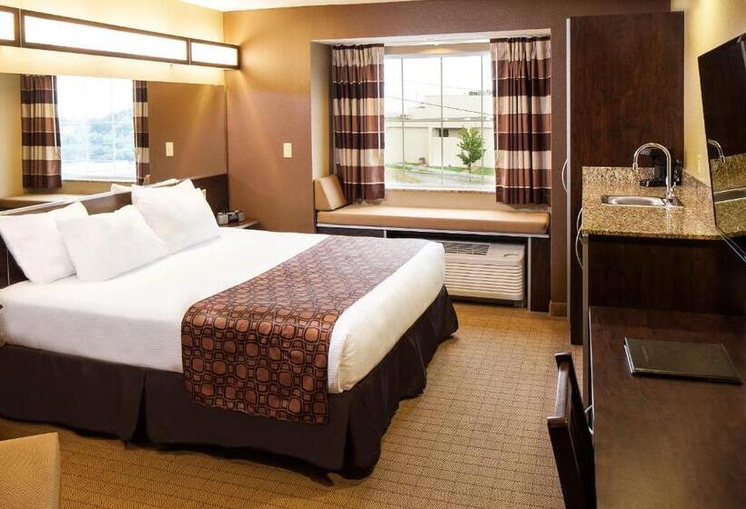 Люкс Deluxe Кровать Кинг, Microtel Inn & Suites By Wyndham St Clairsville   Wheeling