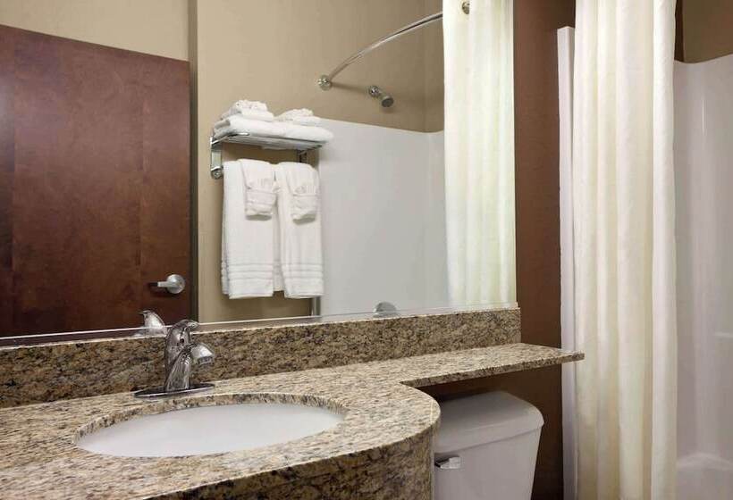 Люкс, Microtel Inn & Suites By Wyndham St Clairsville   Wheeling