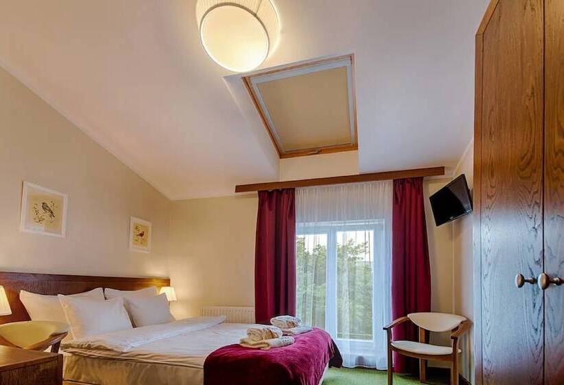 Номер Премиум Вид на Сад, Yarden By Artery Hotels