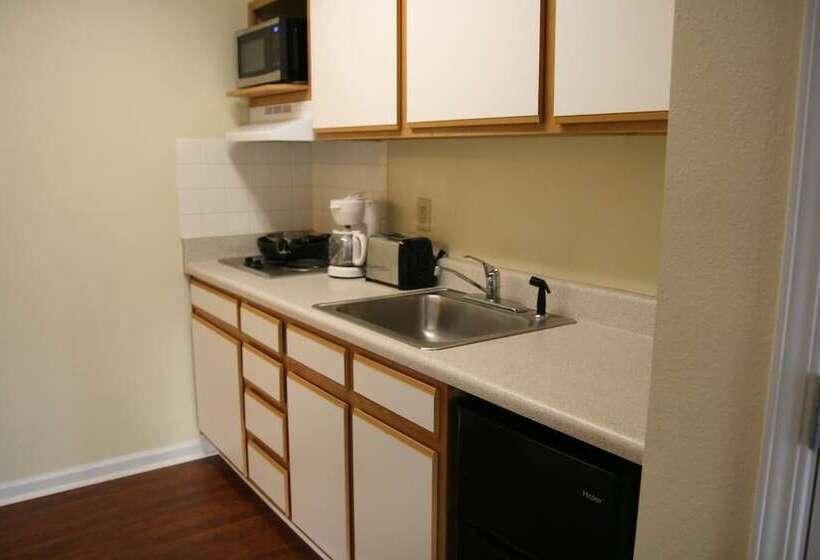 Люкс, Affordable Suites Rocky Mount