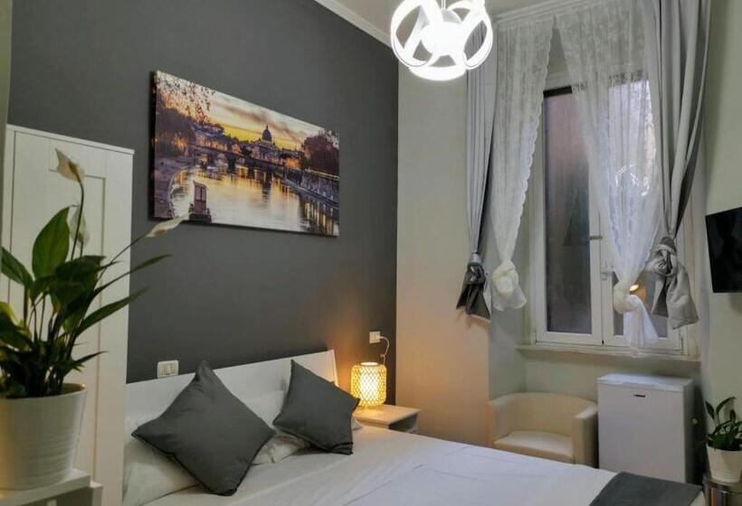 Standard Single Room, Martini Rooms