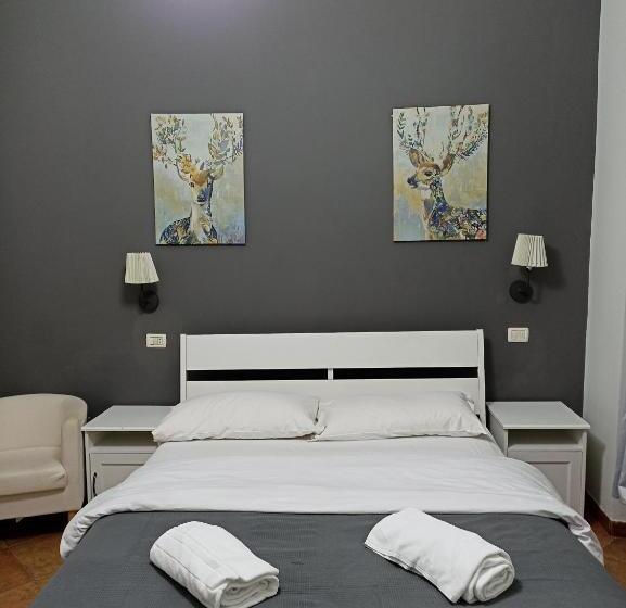 Standard Room, Martini Rooms