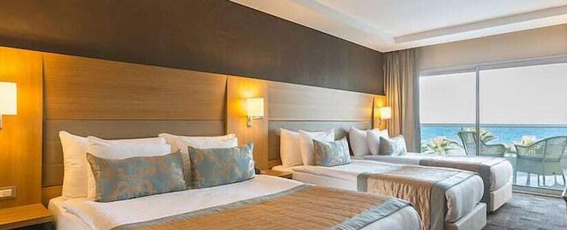 Семейный Номер, Boyalik Beach Hotel & Spa Cesme