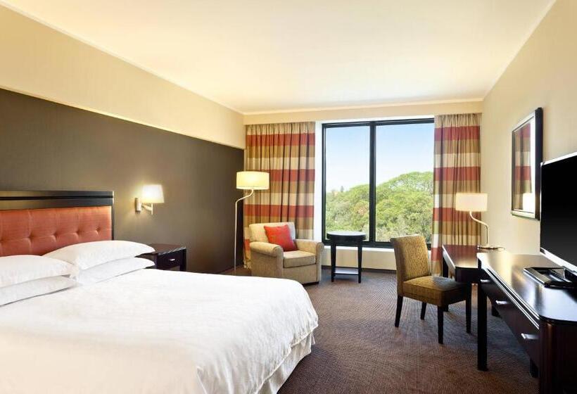 Номер Классика Кровать Кинг, Sheraton Tucuman
