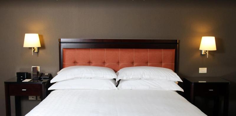 Номер Клуб Кровать Кинг, Sheraton Tucuman