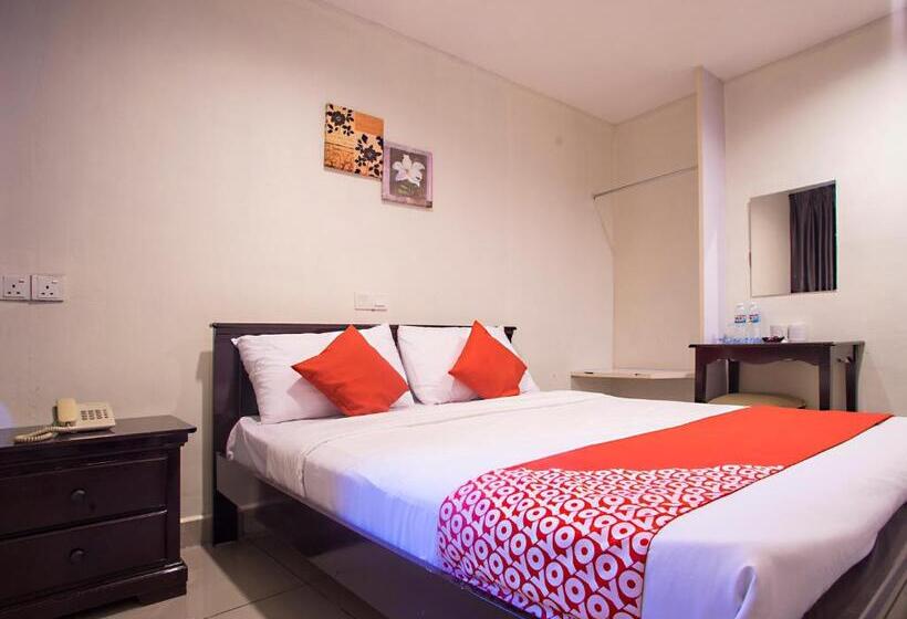 Номер Deluxe, Swing & Pillows   Kajang Selangor