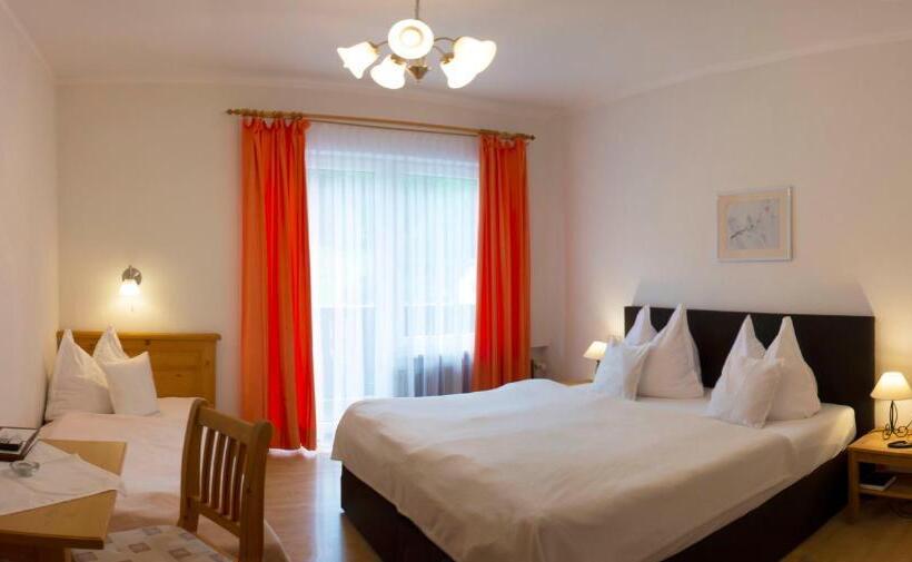 غرفة قياسية ثلاثية, Alpenhotel Ensmann