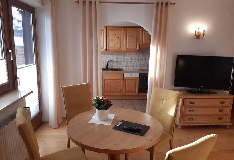 １ベッドルームのデラックスアパートメント, Landhaus Klausnerhof Hotel Garni