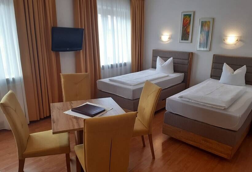 スタンダード４人部屋, Landhaus Klausnerhof Hotel Garni