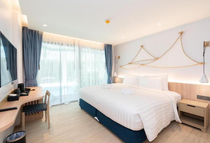 اتاق لوکس, Panwaburi Beachfront Resort