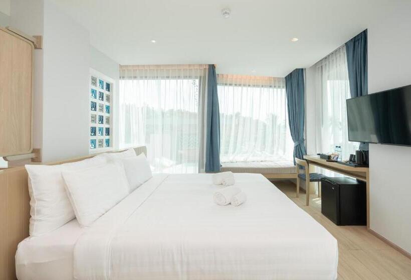 سوئیت با وان آب گرم, Panwaburi Beachfront Resort