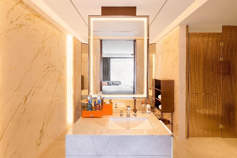 Люкс, Crowne Plaza Qingdao Jinshui, An Ihg