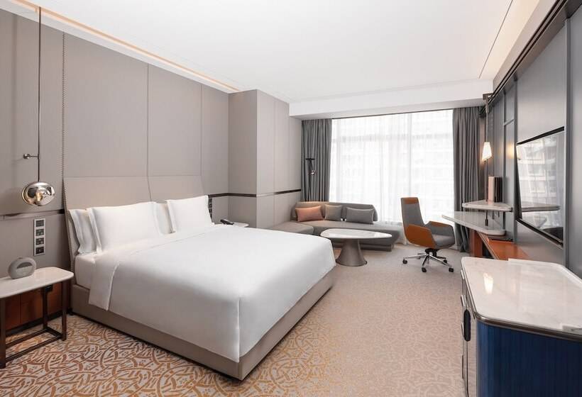 Номер Премиум, Crowne Plaza Qingdao Jinshui, An Ihg