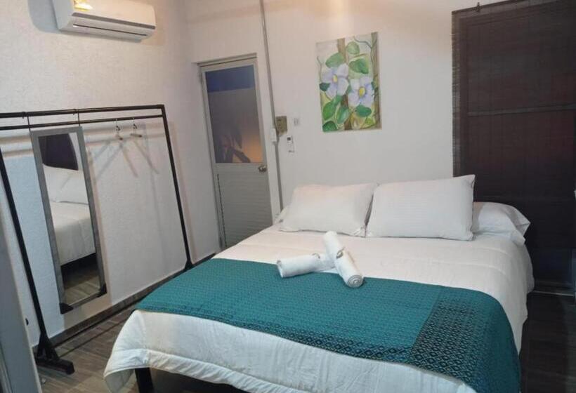 테라스 스위트, Hostal Bon Hábitat
