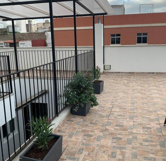 דירת חדר, Villa Rosaura
