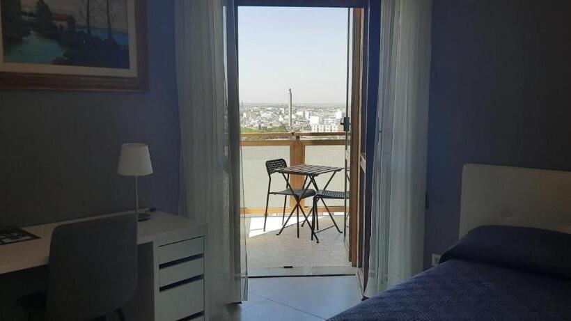 اتاق لوکس با بالکن, Panorama Lecce