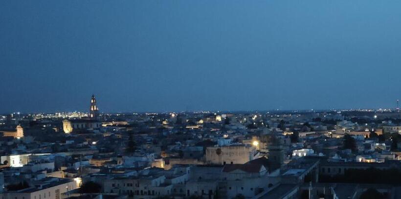 اتاق لوکس با بالکن, Panorama Lecce