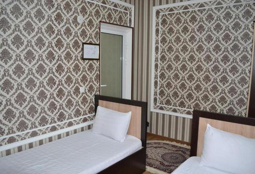 标准间, Hostel Farovon