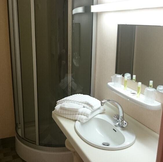 Номер Стандарт с Террасой, Brit Hotel Du Ban