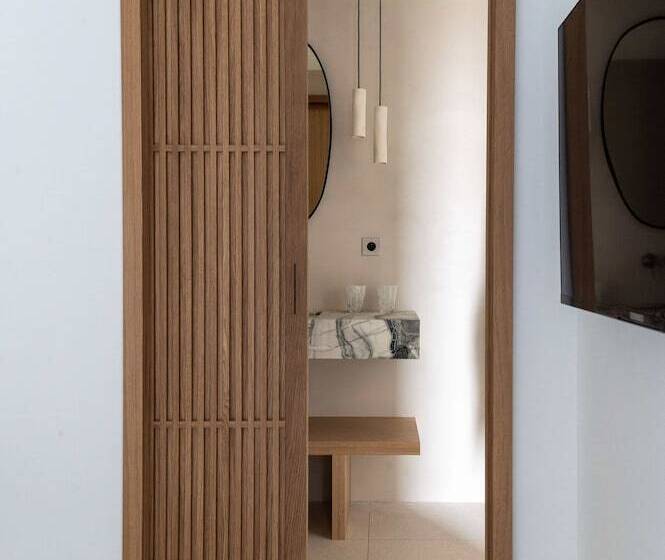 オーシャンビュースタンダードルームバルコニー付き, Hôtel De La Plage