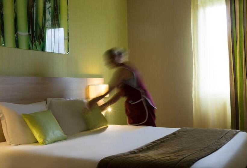 Номер Стандарт, The Originals City, Hôtel Des Lys, Dreux