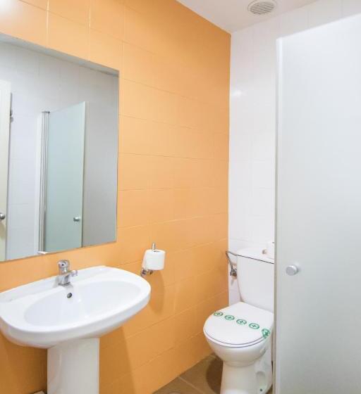 تختخواب در اتاق مشترک, Albergue Inturjoven Granada