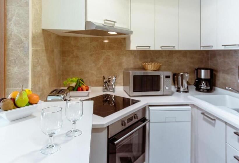 Студия Стандарт, Aparthotel Adagio Fujairah