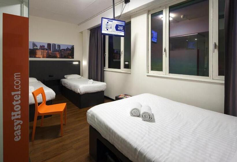 Семейный Номер, Easyhotel The Hague City Centre