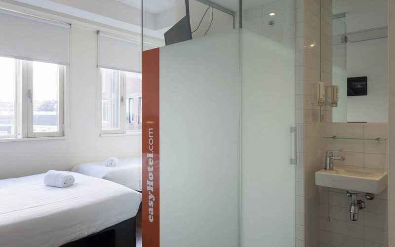 Номер Стандарт Трехместный, Easyhotel The Hague City Centre