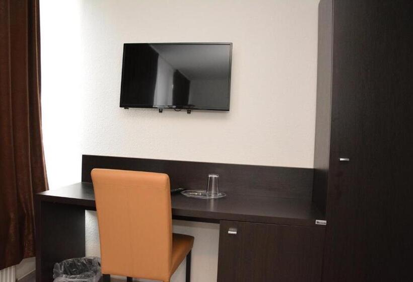 اتاق استاندارد یک نفره, Mosel Hotel Frankfurt