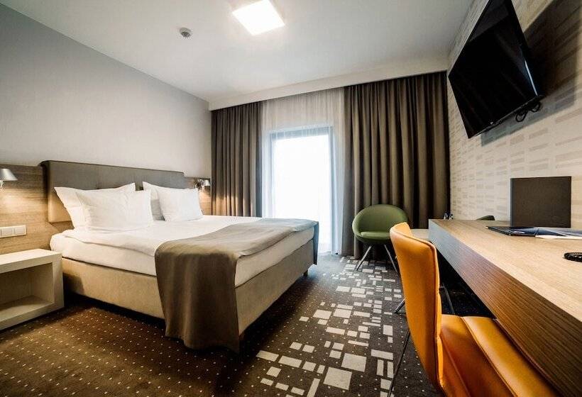Номер Стандарт Индивидуальный, Q Hotel Plus Wrocław