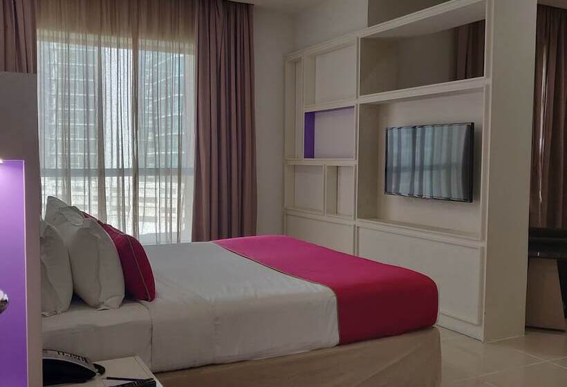 آپارتمان 1 خوابه با چشم‌انداز جانبی دریا, Ramada Hotel, Suites And Apartments By Wyndham Dubai Jbr